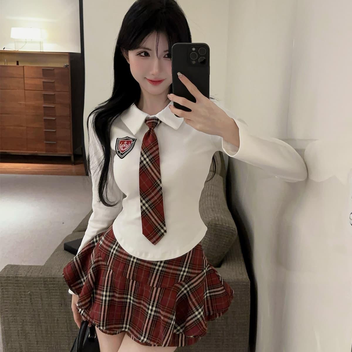 실사 정가 학원 스타일 세트 여성 몸매 가꾸기 슬림해 보이는 POLO 셔츠 긴팔 티셔츠 하이웨이스트 빨간색 그리드 미니 스커트 투피스 세트 이미지 2