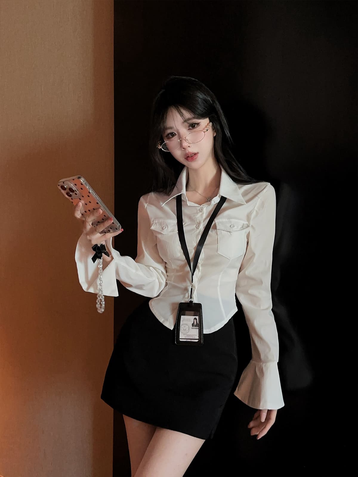 실사 정가 순수한 욕망 핫걸 나팔 소매 허리 수축 셔츠 몸매 가꾸기 슬림해 보이는 긴팔 화이트 셔츠 타이트 스커트 치마 세트 상세 이미지 3