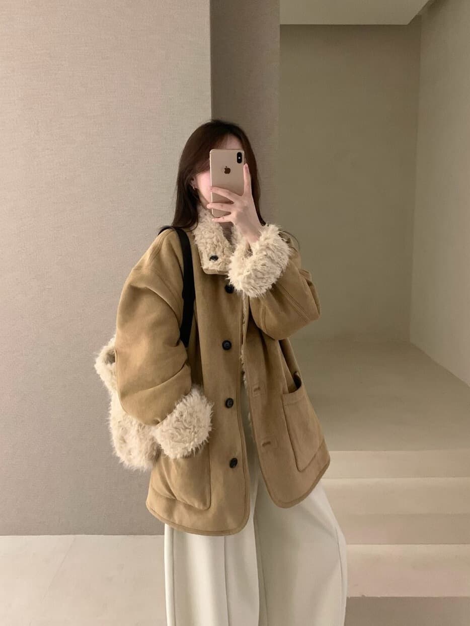 2025 겨울 섹션 한국 스타일 레트로 폴로 칼라 피모 하나 양털 보온 스웨이드 원단 재킷 경기 가방 이미지 2