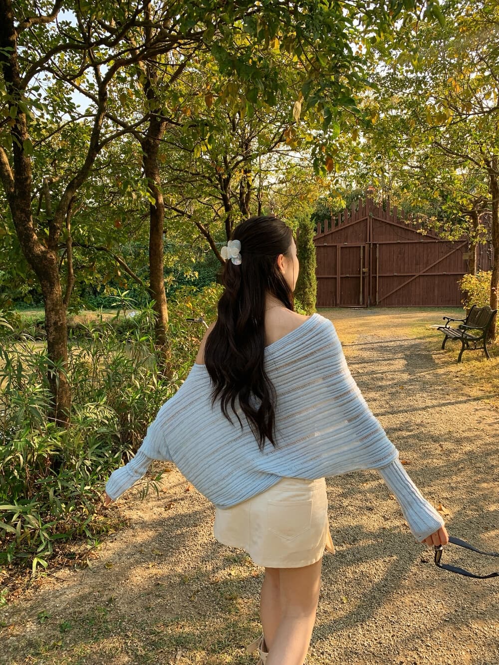 26 년 이른 봄 봄 품격 세련된 비스듬한 어깨 불규칙 니트 작은 셔츠 상세 이미지 10