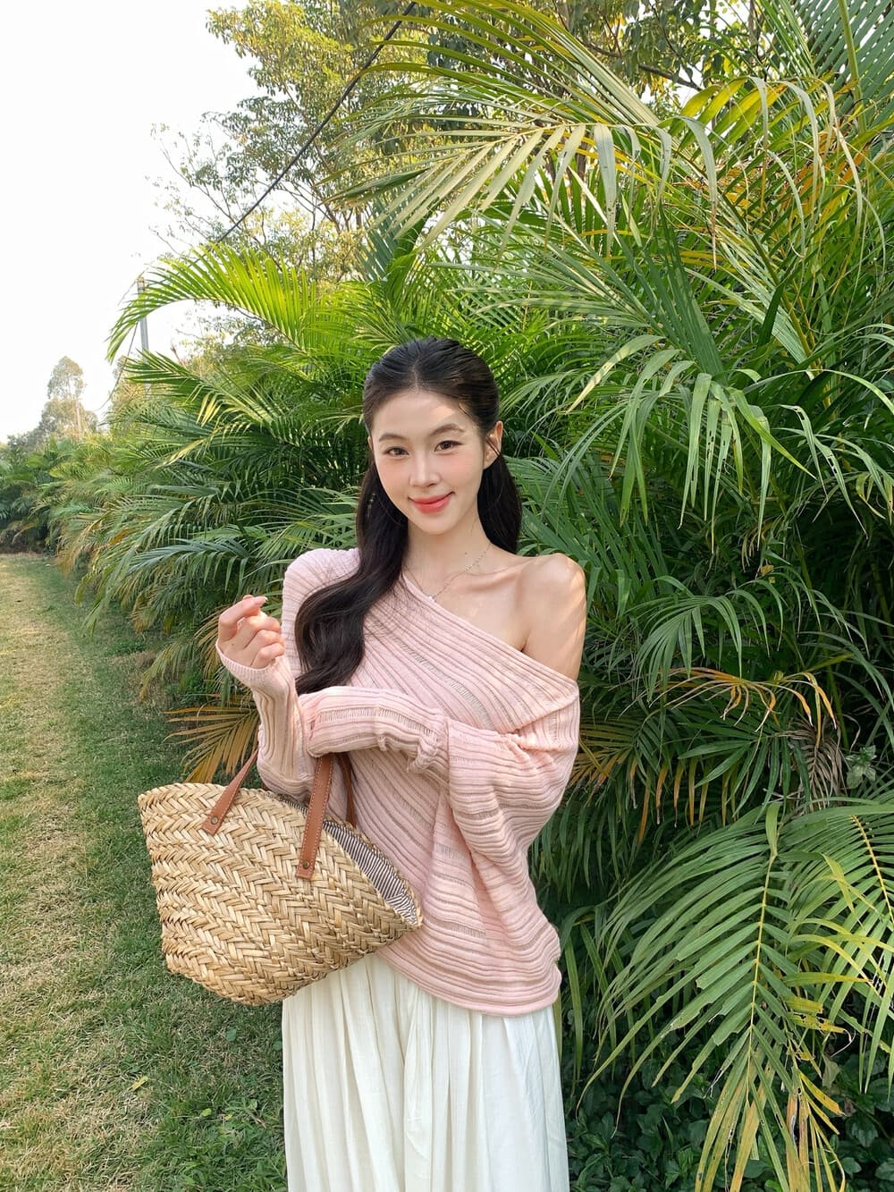26 년 이른 봄 봄 품격 세련된 비스듬한 어깨 불규칙 니트 작은 셔츠 상세 이미지 14