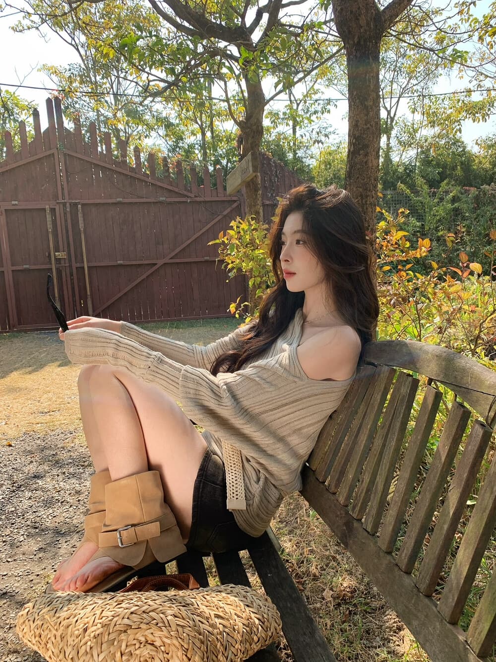 26 년 이른 봄 봄 품격 세련된 비스듬한 어깨 불규칙 니트 작은 셔츠 상세 이미지 19