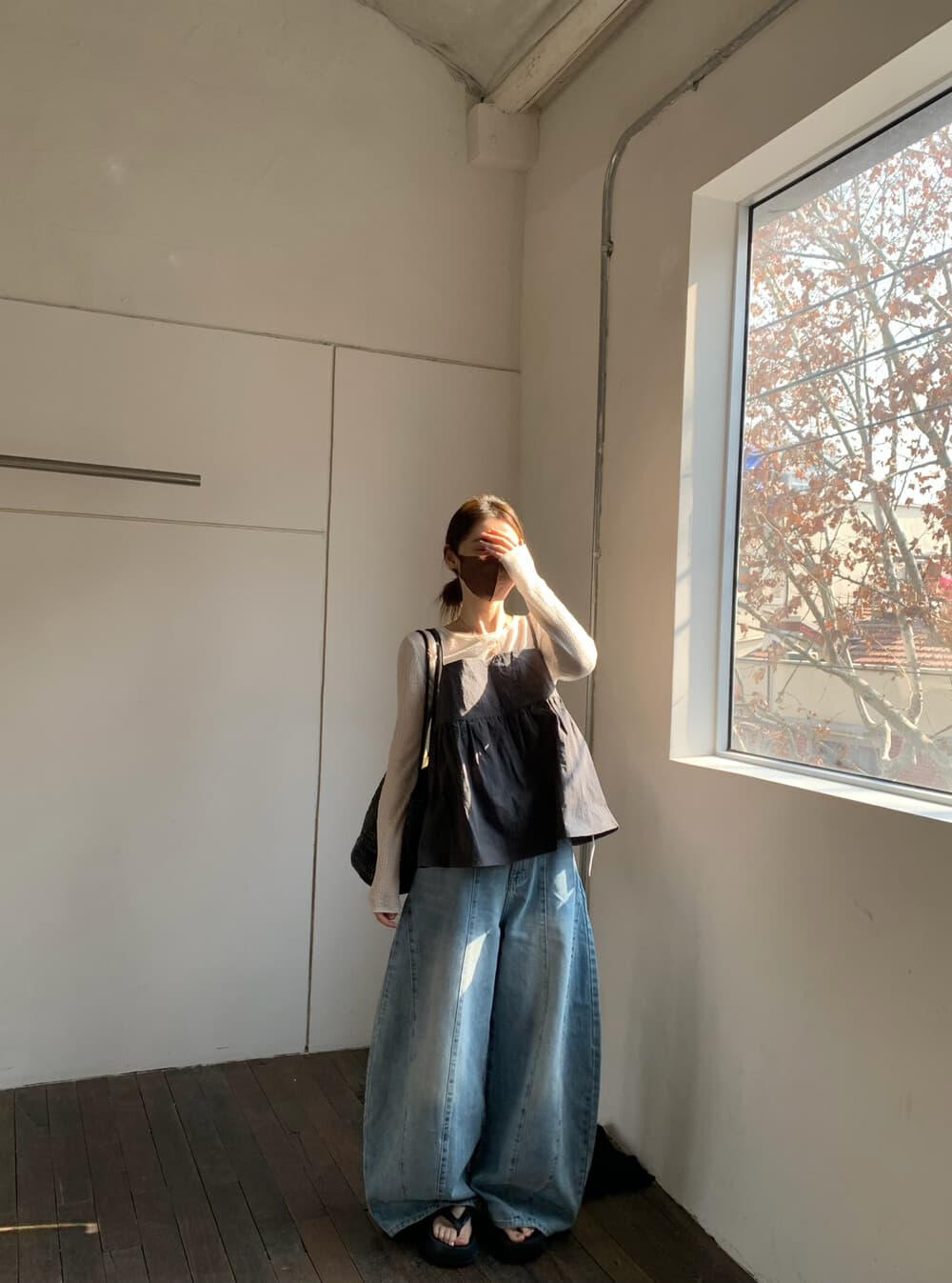 26 년 봄 한국 스타일 디자인 센스 백리스 끈 스택 착용 얇은 스타일 Chic 조끼 제외 된 인사이드 가져 가라. 상세 이미지 7