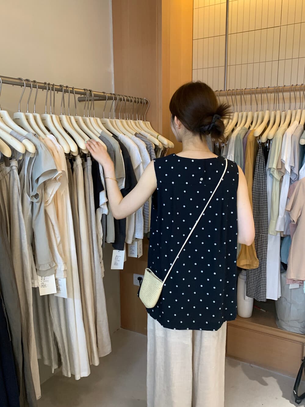 짜임 패키지 아마 도트 무늬 조끼 스커트 켜기 새로운 한 부서 도트 무늬 라운드 넥 뒤로 버튼 조끼 경기 가방 상세 이미지 5