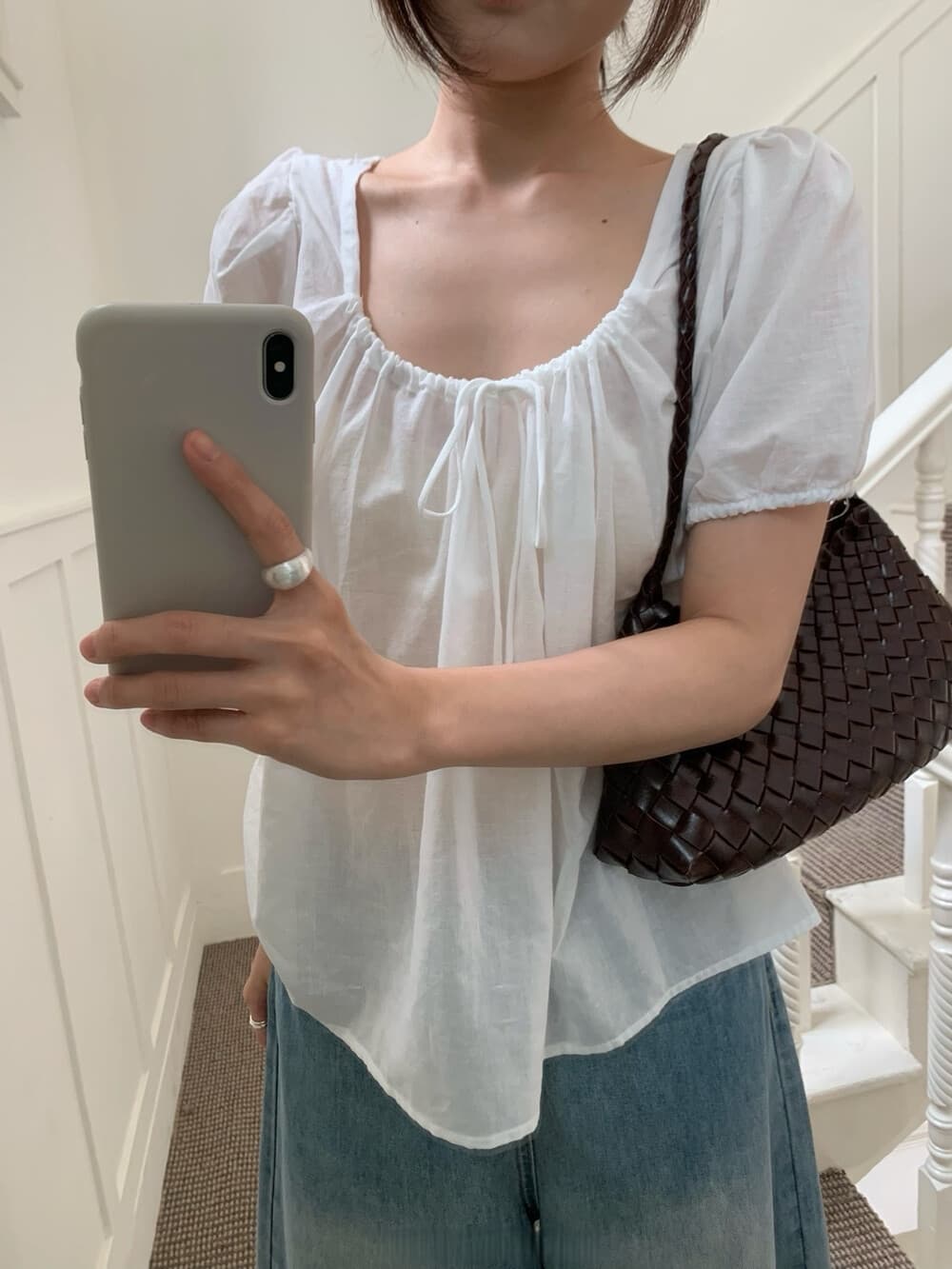 폭발 계속 돈 벌기 라미 작은 셔츠 한 부서 u 칼라 품격 슬림해 보이는 레이스업 작은 셔츠 상세 이미지 7