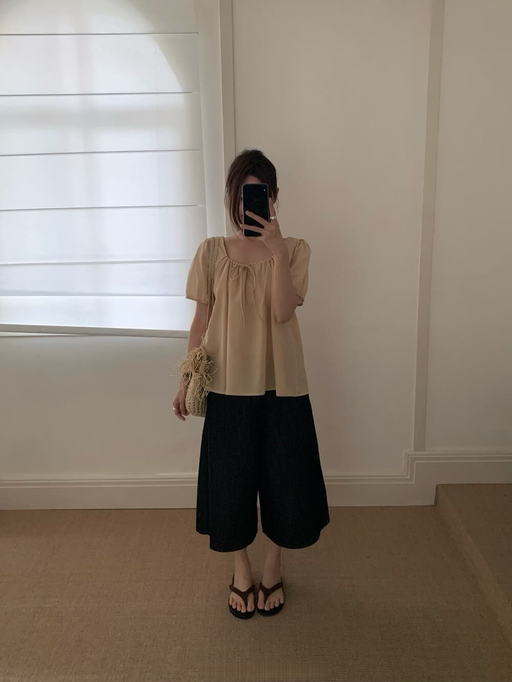 폭발 계속 돈 벌기 라미 작은 셔츠 한 부서 u 칼라 품격 슬림해 보이는 레이스업 작은 셔츠 상세 이미지 17