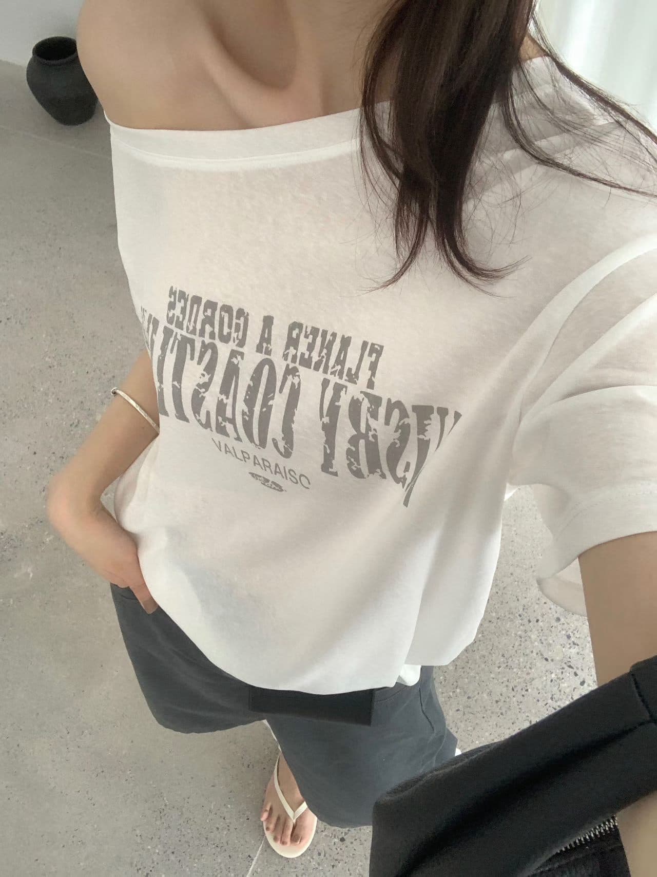 실사 26 여름 켜기 새로운 한국 스타일 ins 바람 보 주님 센스 비스듬한 어깨 의류 반팔 티셔츠 상세 이미지 3