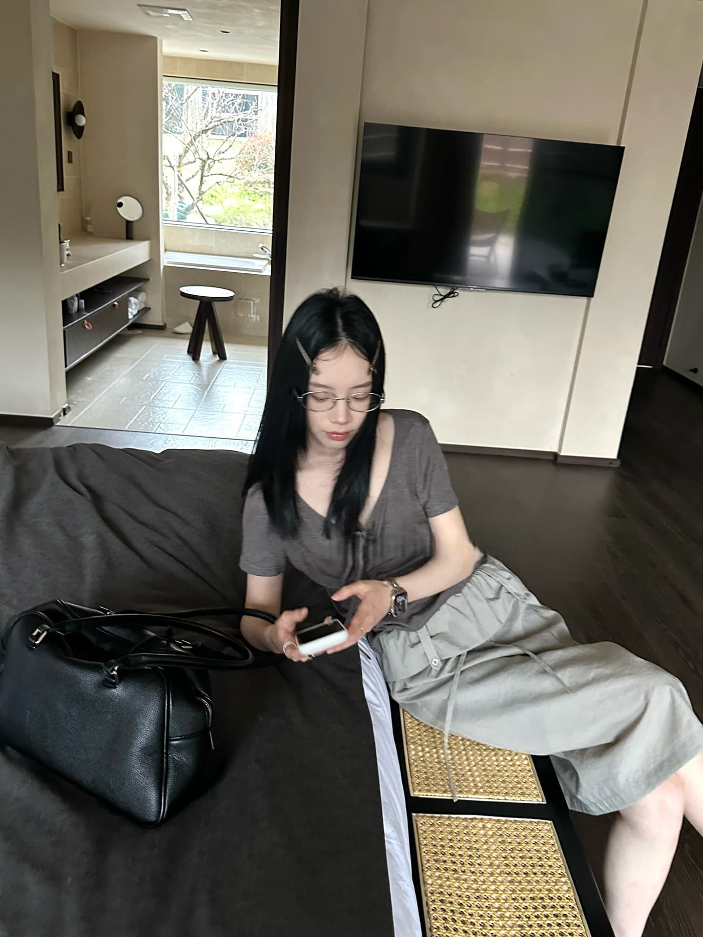 라이 경기 서울 V넥 티셔츠 여성 짧은 몸매 가꾸기 디자인 센스 맨위 반팔 여름 2026 새로운 상세 이미지 15