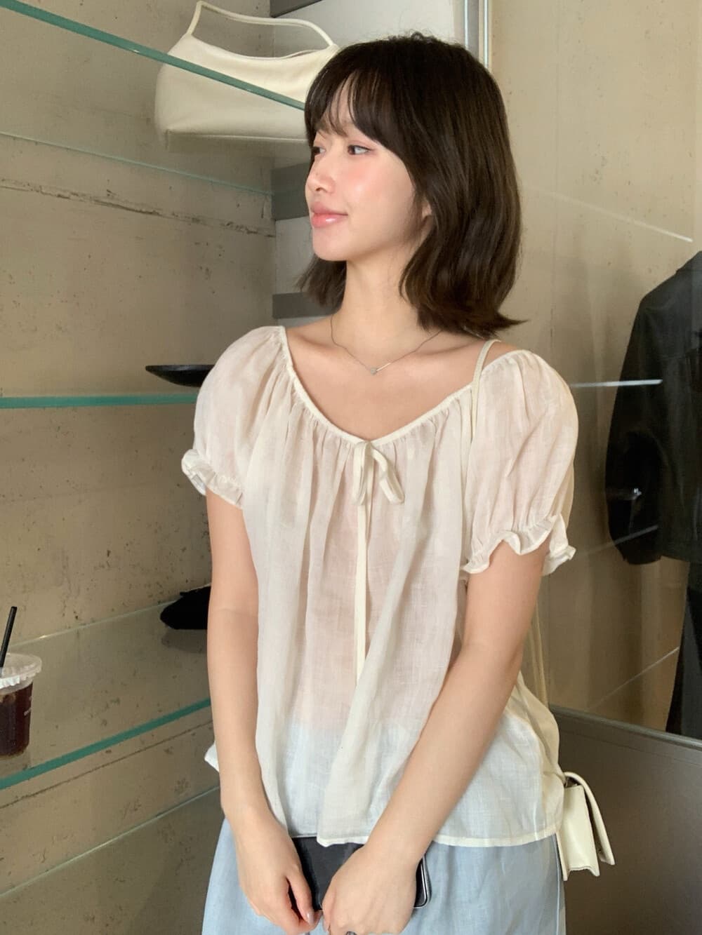 26 여름 켜기 새로운 슈퍼 대 폭발 높은 품질 라미 맨위 코라 오프숄더 작은 셔츠 상세 이미지 3