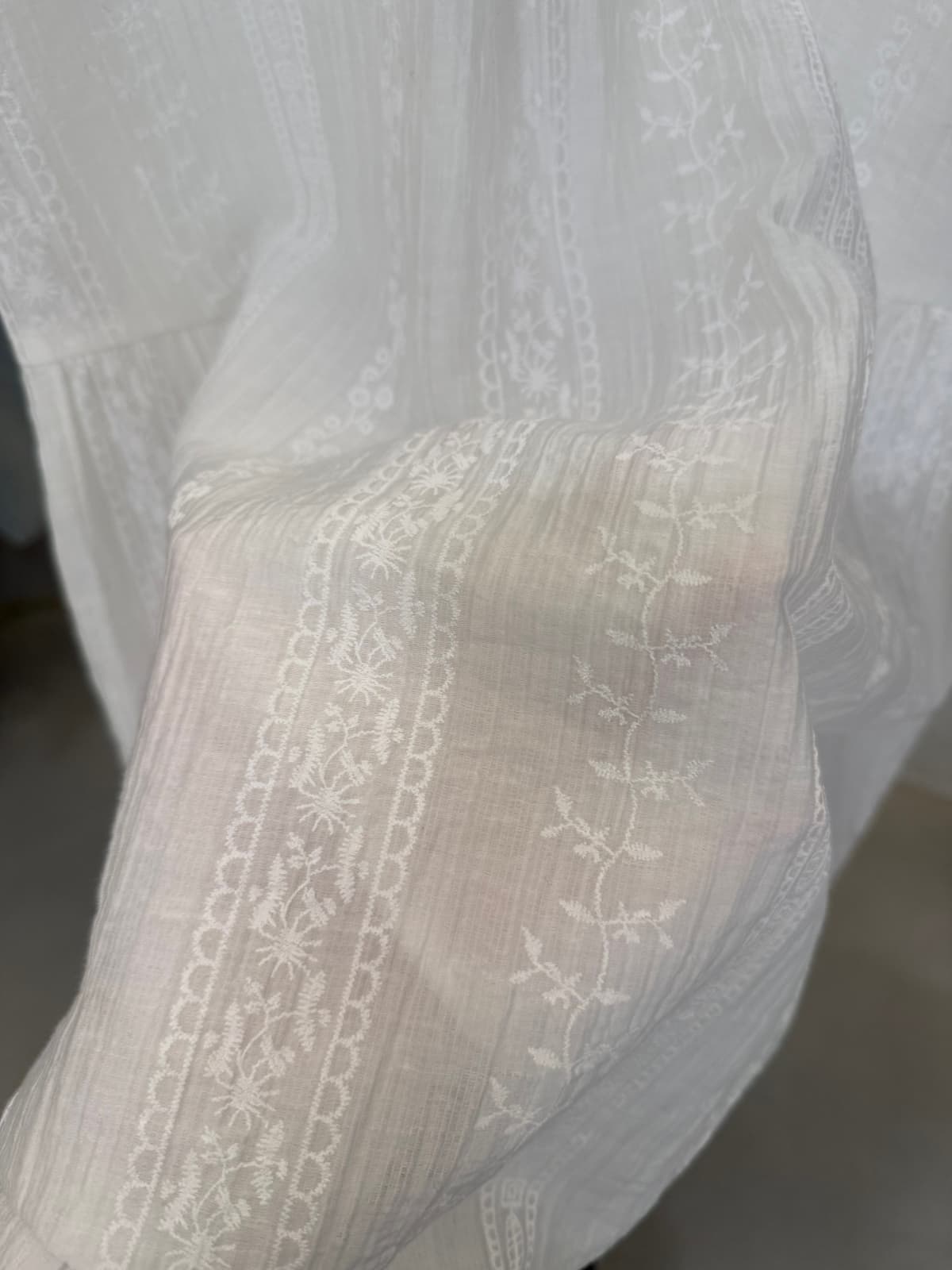 인터넷 레드 블로그 주님 챕터 쉘 매장 주간 실크 원단 자카드 민소매 대 u 칼라 슬림해 보이는 드레스 단일 판매 치마 상세 이미지 14