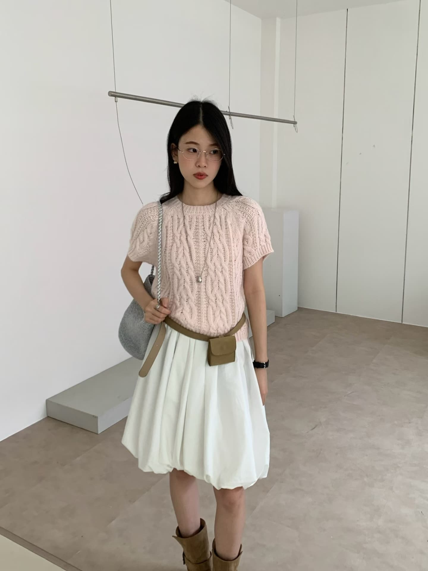 실사 26 가을 켜기 새로운 한 부서 착용 가져 가라. 레트로 마 플라워 인서트 어깨 소매 반팔 스웨터 세련된 느슨함 센스 니트 스웨터 상세 이미지 18