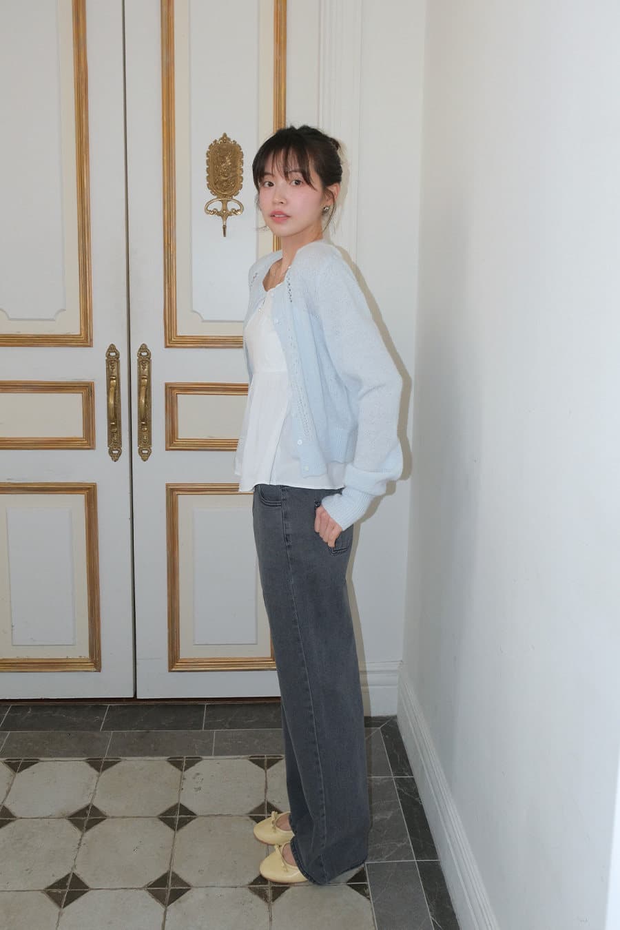 2026 가을 켜기 새로운 패션 다용도 달콤함 소녀 라운드 넥 긴팔 싱글 줄 버튼 얇은 스타일 여성 털 스웨터 쇼트 스타일 상세 이미지 13