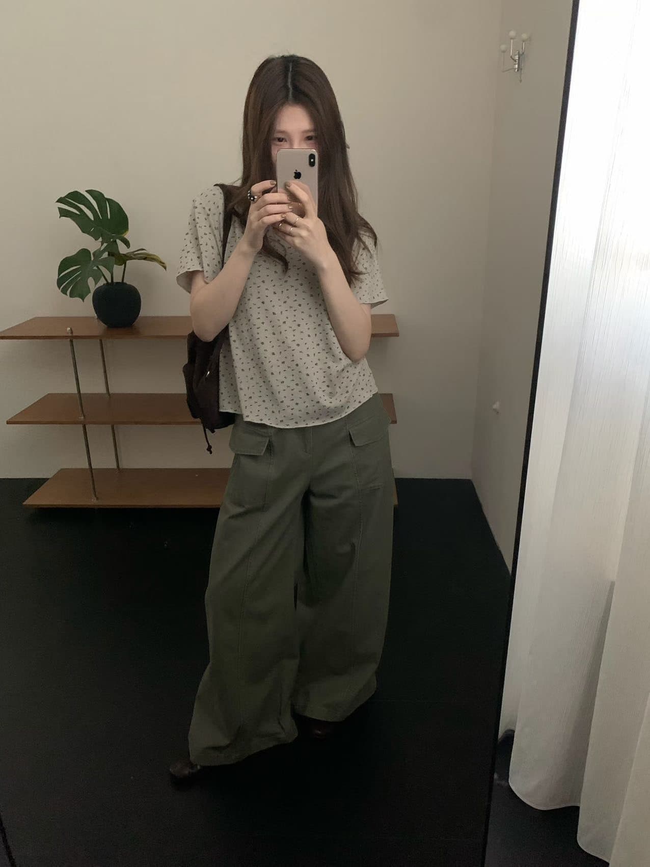 실사 26 가을 켜기 새로운 꽃무늬 반팔 좋은 한 좋아 보인다. 한 부서 다용도 상체 자이언트 슬림해 보이는 반팔 티셔츠 상세 이미지 16