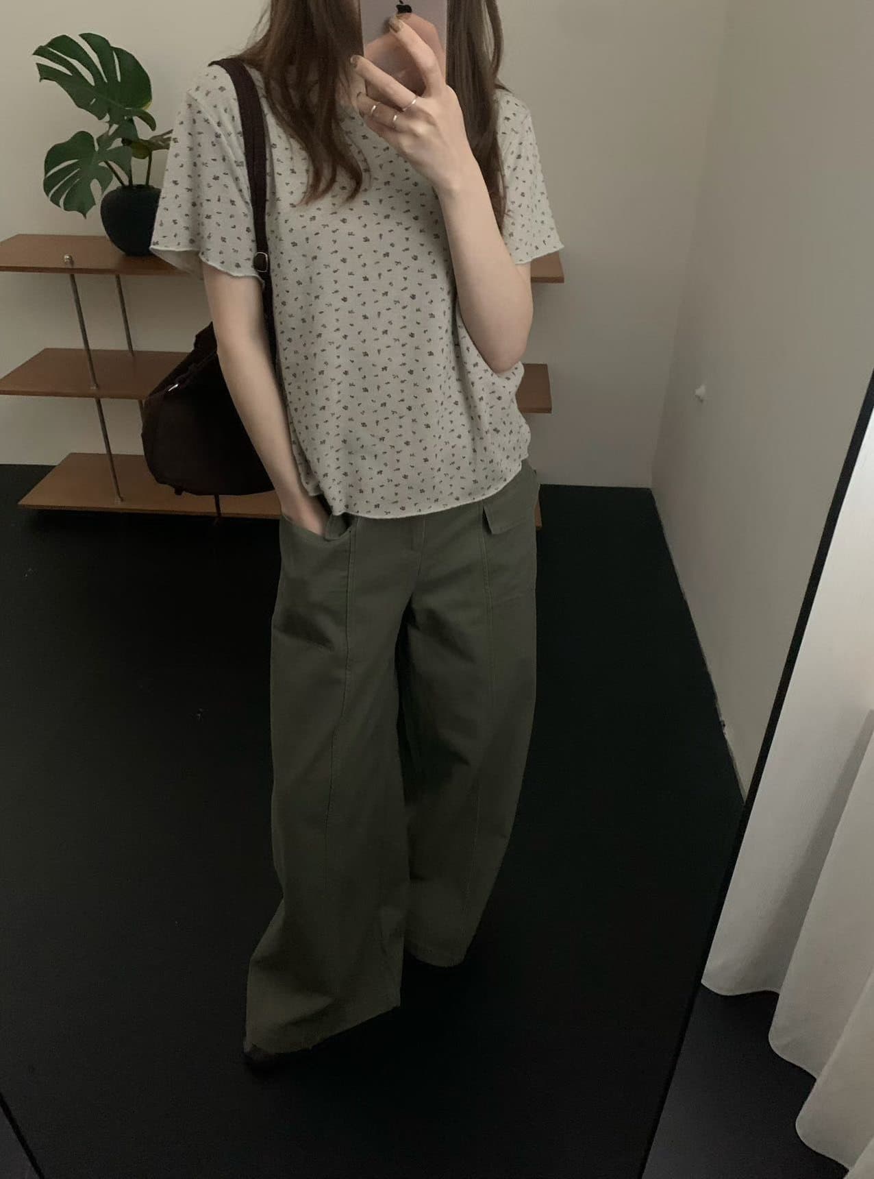 실사 26 가을 켜기 새로운 꽃무늬 반팔 좋은 한 좋아 보인다. 한 부서 다용도 상체 자이언트 슬림해 보이는 반팔 티셔츠 상세 이미지 17