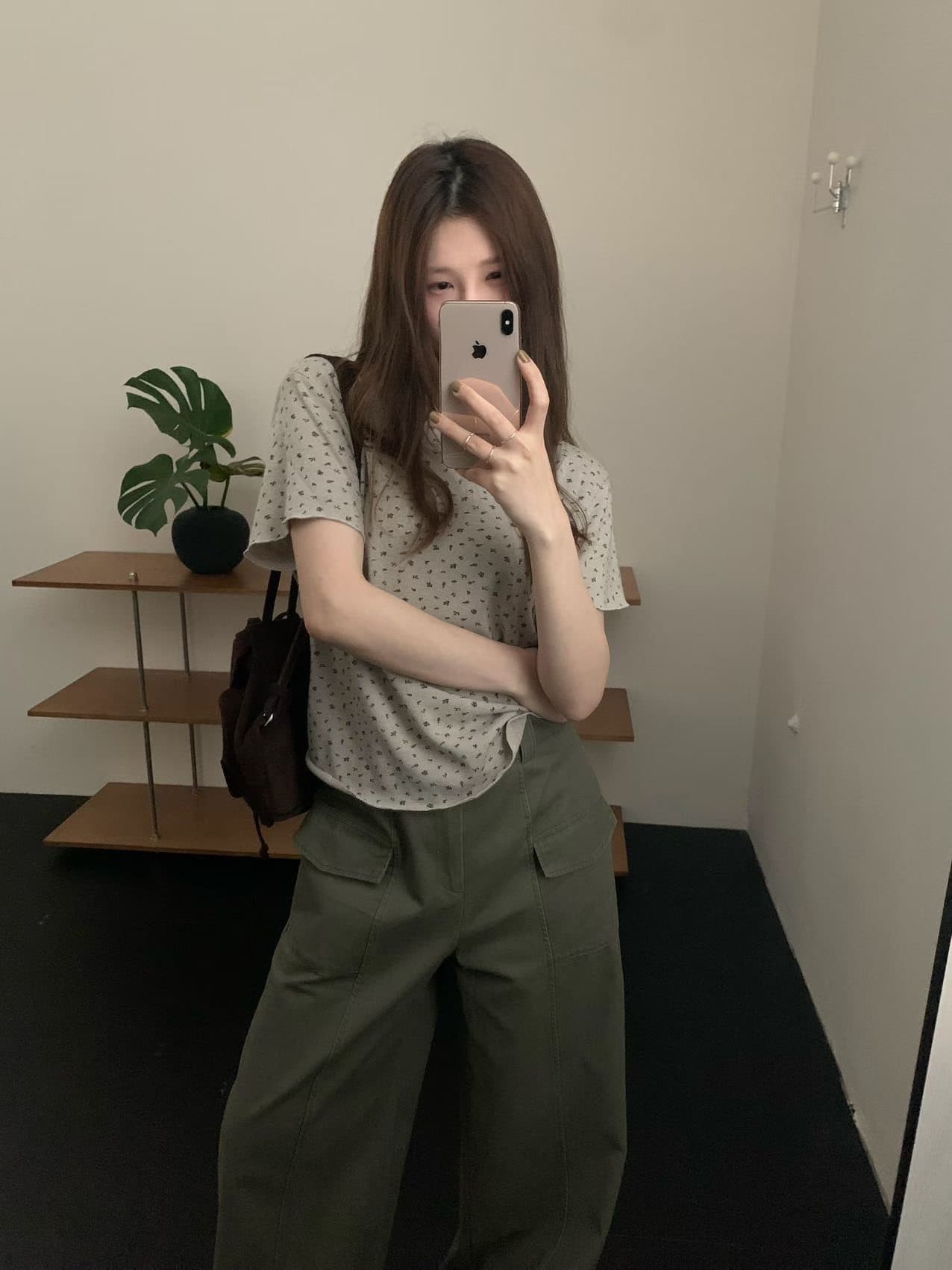 실사 26 가을 켜기 새로운 꽃무늬 반팔 좋은 한 좋아 보인다. 한 부서 다용도 상체 자이언트 슬림해 보이는 반팔 티셔츠 상세 이미지 19