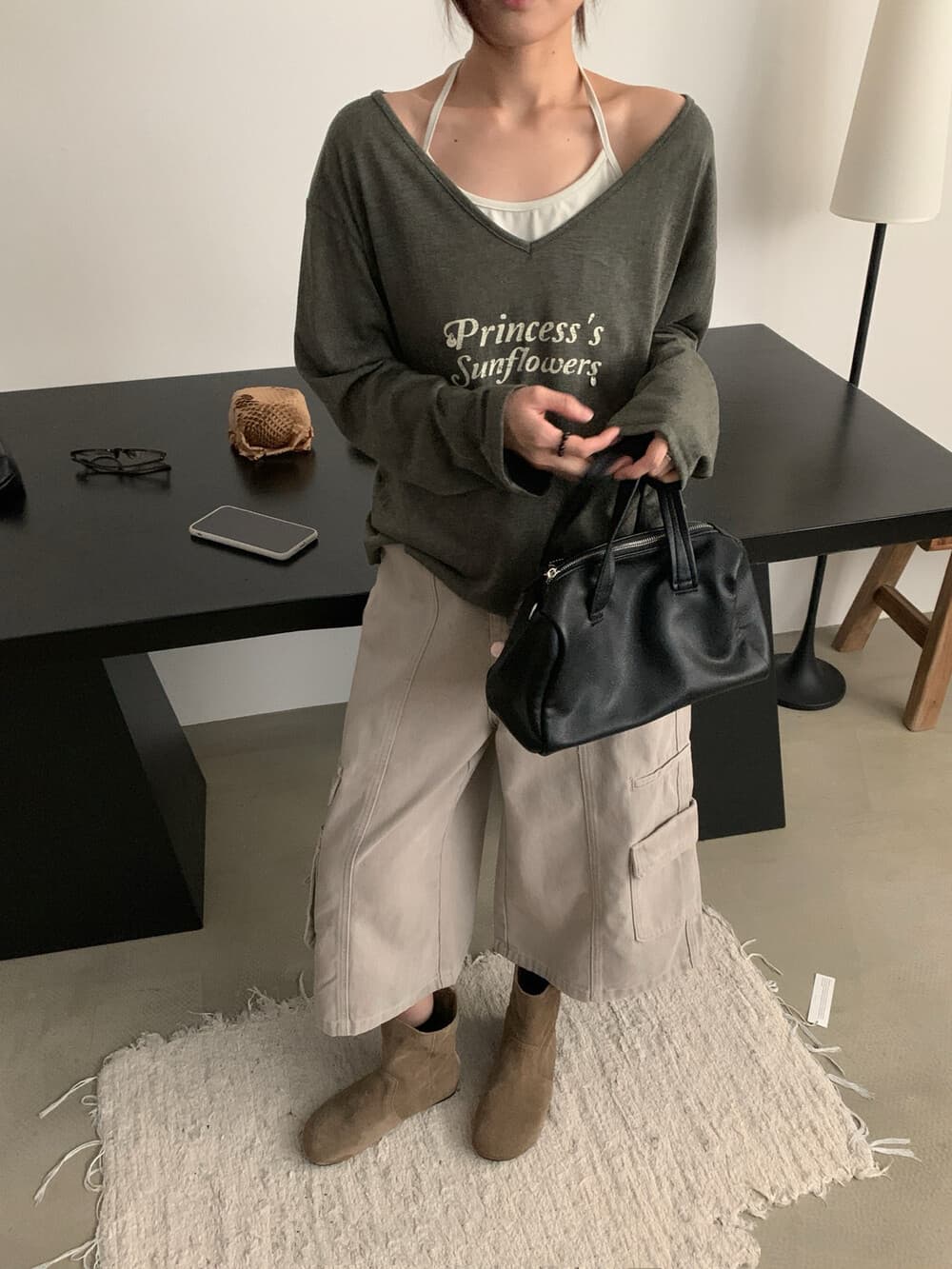 아름다움 폭발 위로 행침 목 스타일 투피스 세트 원단 편안한 행침 목 인사이드 가져 가라. V넥 펌프 Pleat 맨위 슬림해 보이는 긴팔 티셔츠 상세 이미지 7