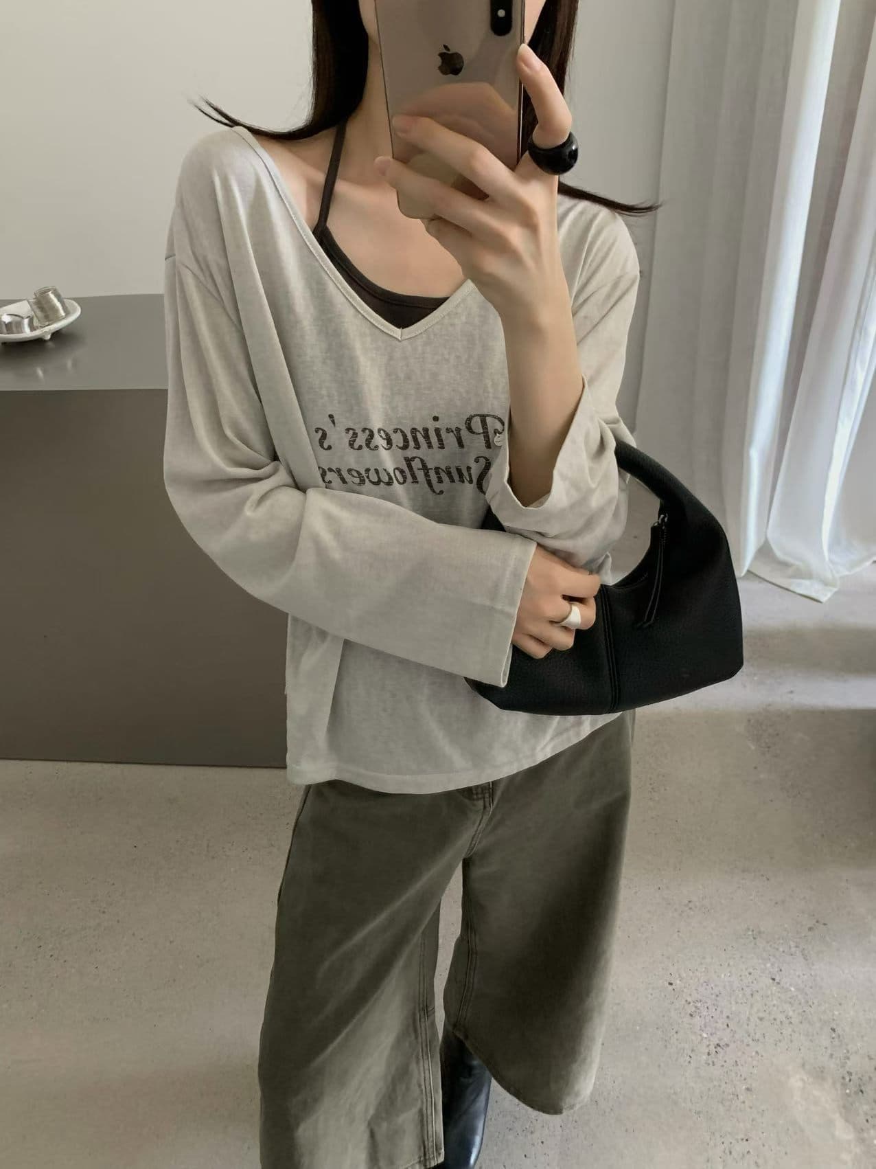 실사 26 가을 켜기 새로운 행침 목 스타일 투피스 세트 원단 자이언트 편안한 행침 목 인사이드 가져 가라. V넥 슬림해 보이는 긴팔 티셔츠 상세 이미지 11