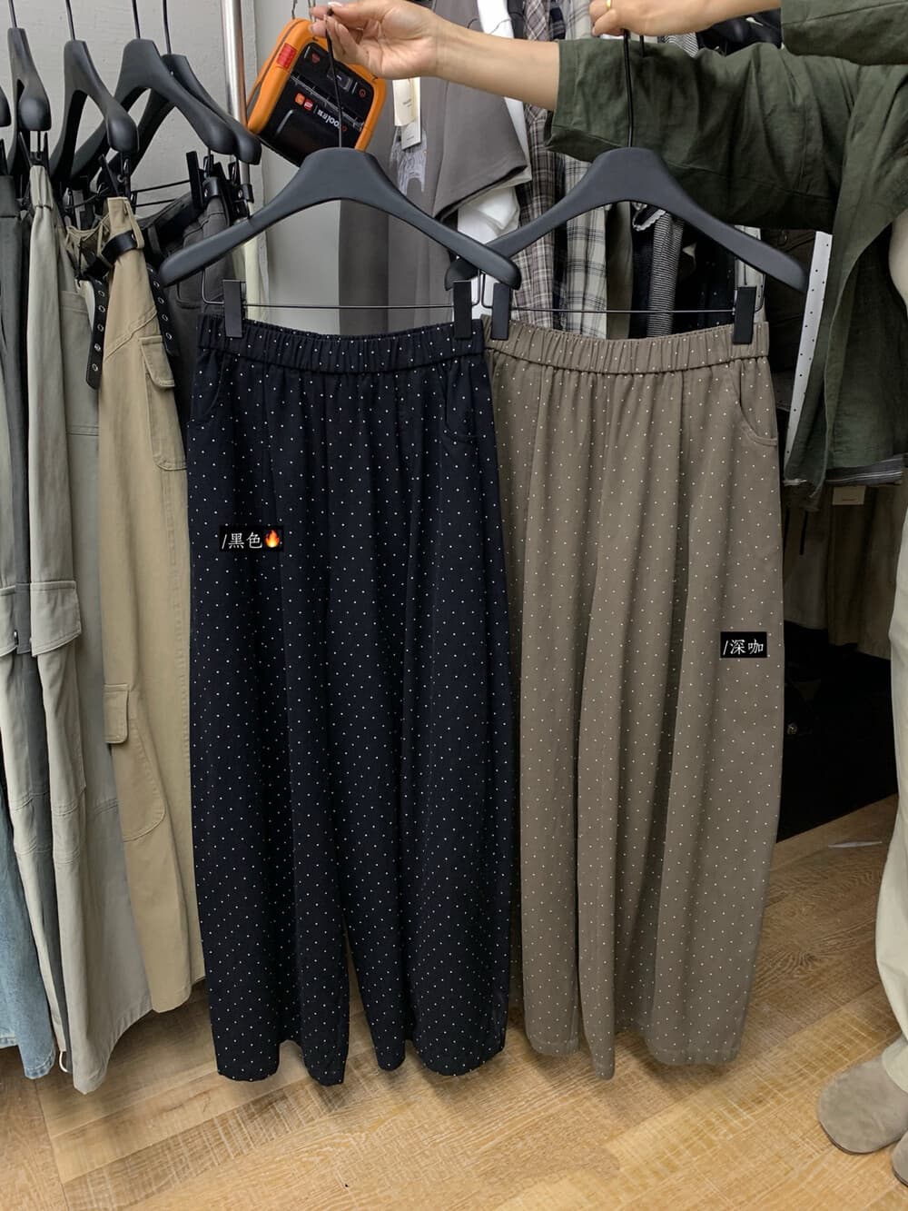 가을 켜기 새로운 폭발 푸시 도트 무늬 풍선 바지 입력 가게 반드시 가져 가라. 폭발 허리밴드 선택하지 마라. 사람들 캐주얼 바지 상세 이미지 18