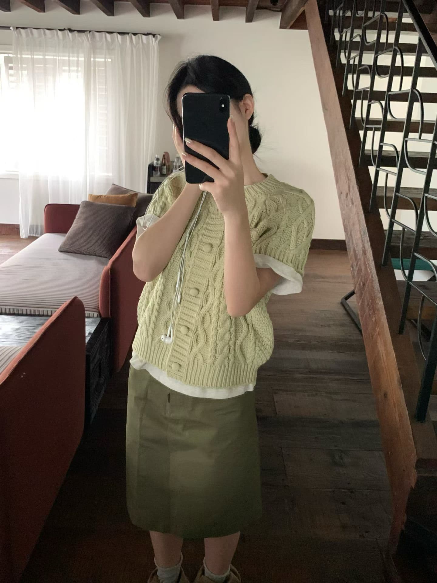 실사 2026 가을 켜기 새로운 한 스타일 ins 이른 가을 한 여성 스택 착용 라운드 넥 꽈배기 반팔 스웨터 상세 이미지 6