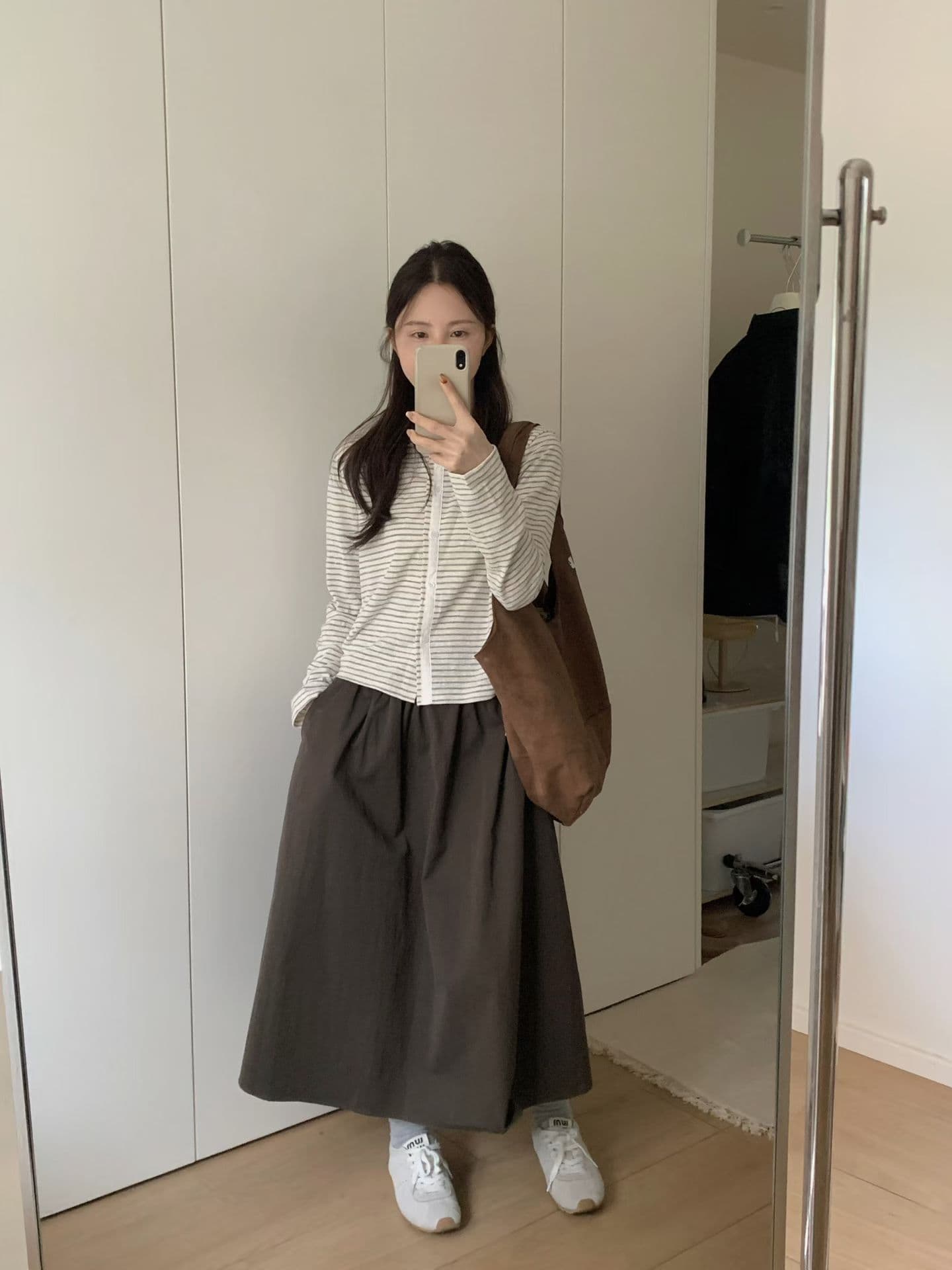 실사 26 가을 켜기 새로운 한 부서 핀 스트라이프 니트 배색 라운드 넥 기본 셔츠 오픈 가디건 상세 이미지 16