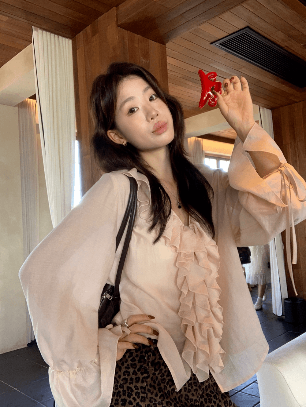 26 가을 켜기 새로운 프랑스식 부드러운 프릴 V넥 긴팔 작은 셔츠 상세 이미지 9