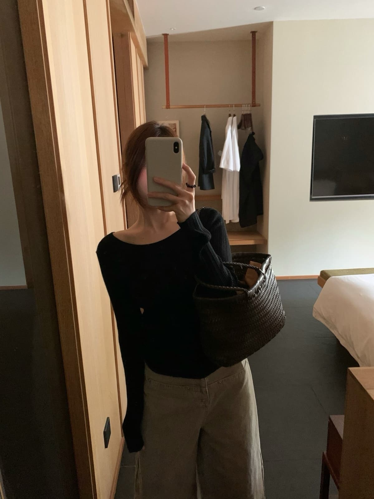 26 가을 켜기 새로운 분위기 센스 뒤로 홀로우 아웃 니트 상체 자이언트 잘 생긴 자이언트 슬림해 보이는 니트 스웨터 상세 이미지 8