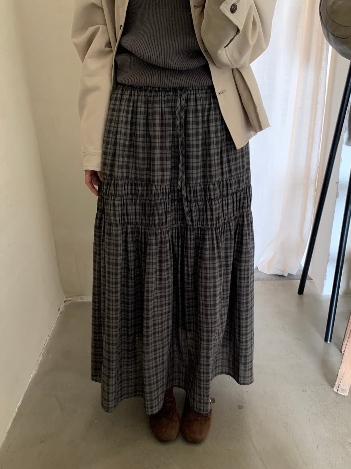 가을 켜기 새로운 문예 일본식 느긋한 체크무늬 펌프 로프 허리밴드 롱 코트 한 마디 슬림해 보이는 다용도 스웨터 반신 스커트 상세 이미지 4