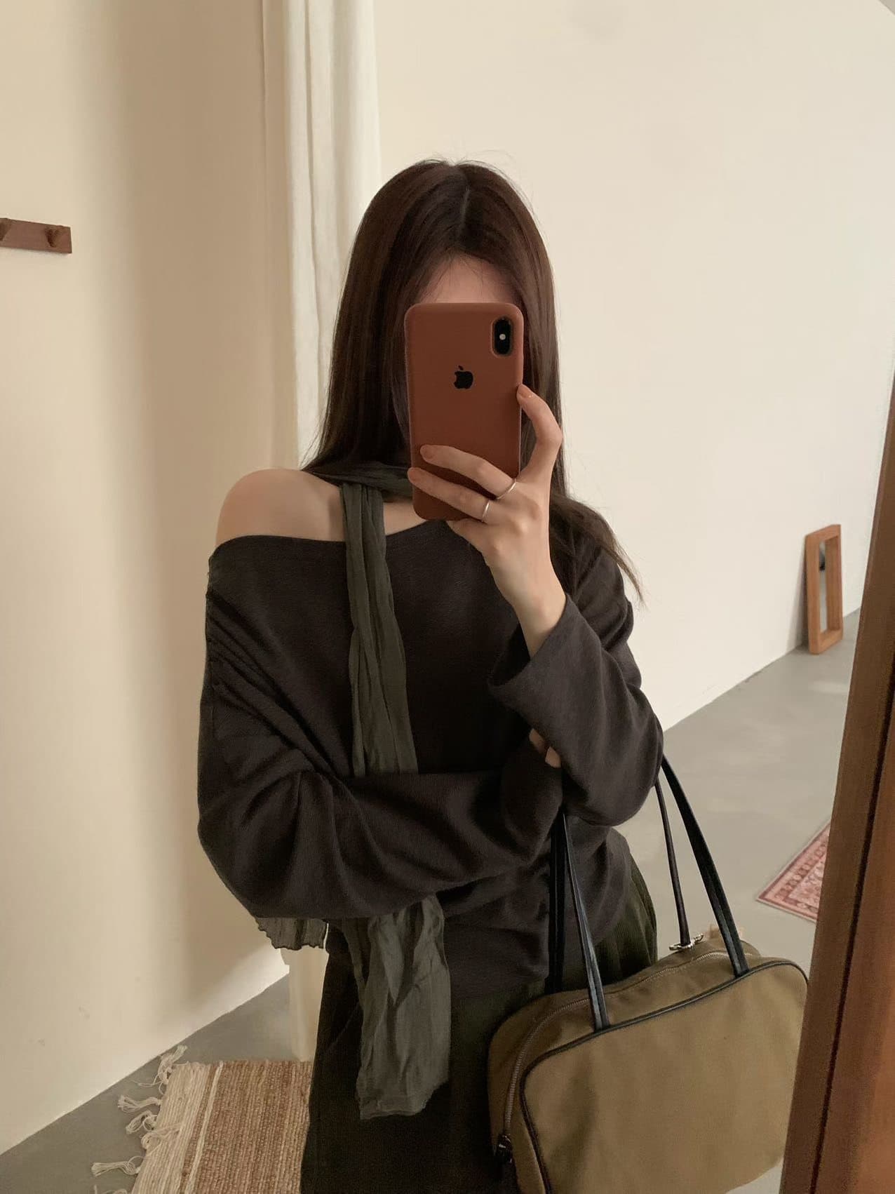 실사 26 가을 켜기 새로운 빛 산소 구름 미니멀리즘 대기 품격 긴팔 보트넥 긴팔 티셔츠 경기 스카프 상세 이미지 9