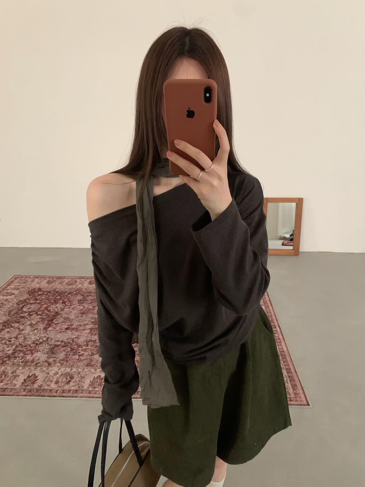 실사 26 가을 켜기 새로운 빛 산소 구름 미니멀리즘 대기 품격 긴팔 보트넥 긴팔 티셔츠 경기 스카프 상세 이미지 10