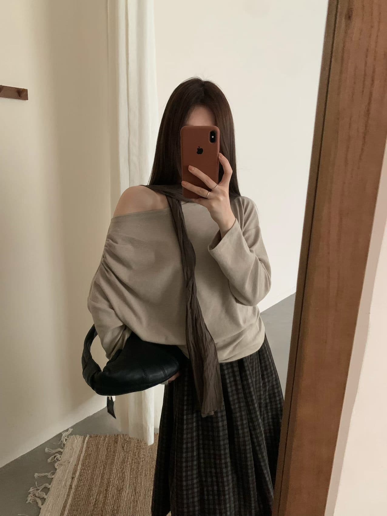 실사 26 가을 켜기 새로운 빛 산소 구름 미니멀리즘 대기 품격 긴팔 보트넥 긴팔 티셔츠 경기 스카프 상세 이미지 16