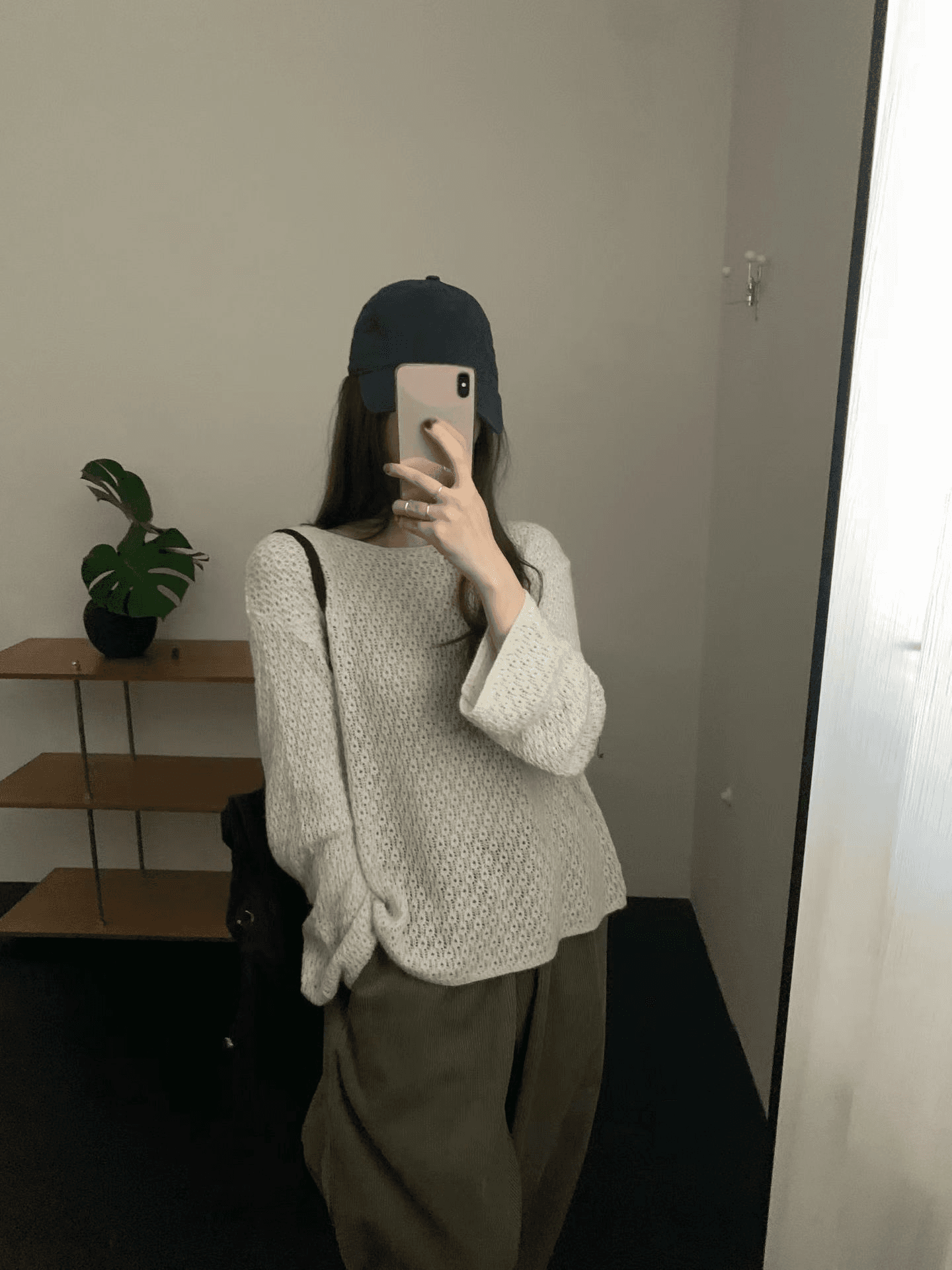 실사 가을 켜기 새로운 더러운 곰 플러시 홀로우 아웃 니트 스웨터 여성 라운드 넥 루즈핏 느긋한 바람 스웨터 품격 맨위 상세 이미지 10