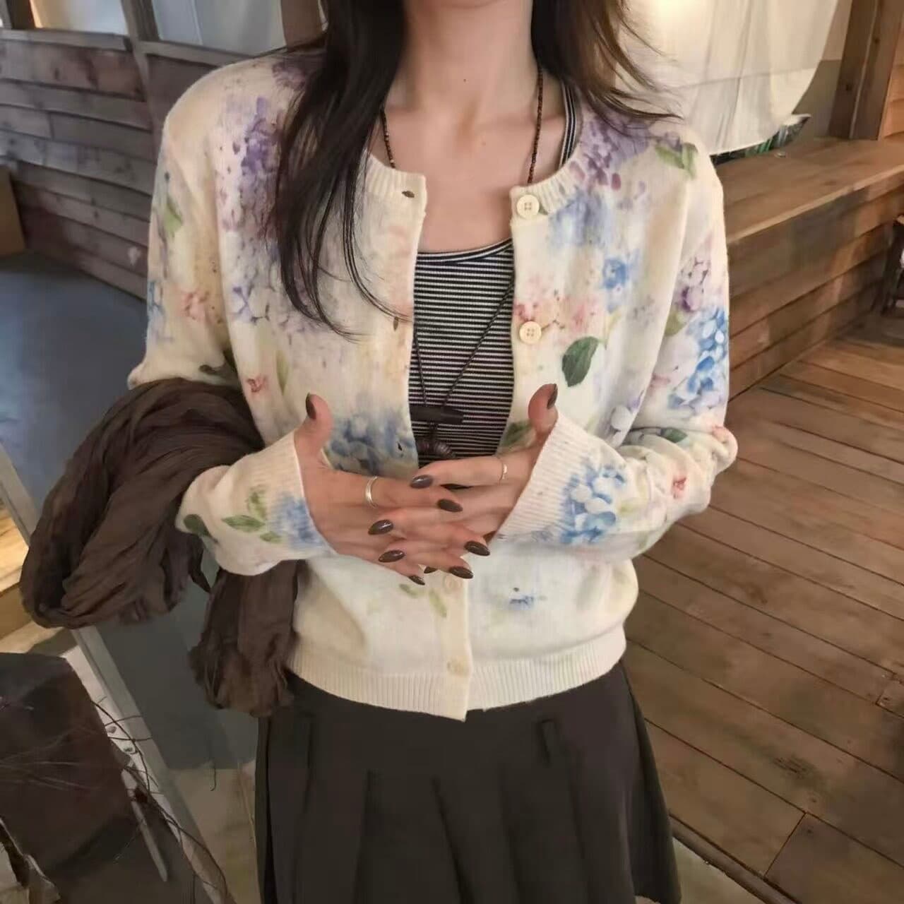 26 가을 켜기 새로운 한 부서 프랑스식 낭만주의 꽃 프린트 스웨터 맨위 스웨터 상세 이미지 3