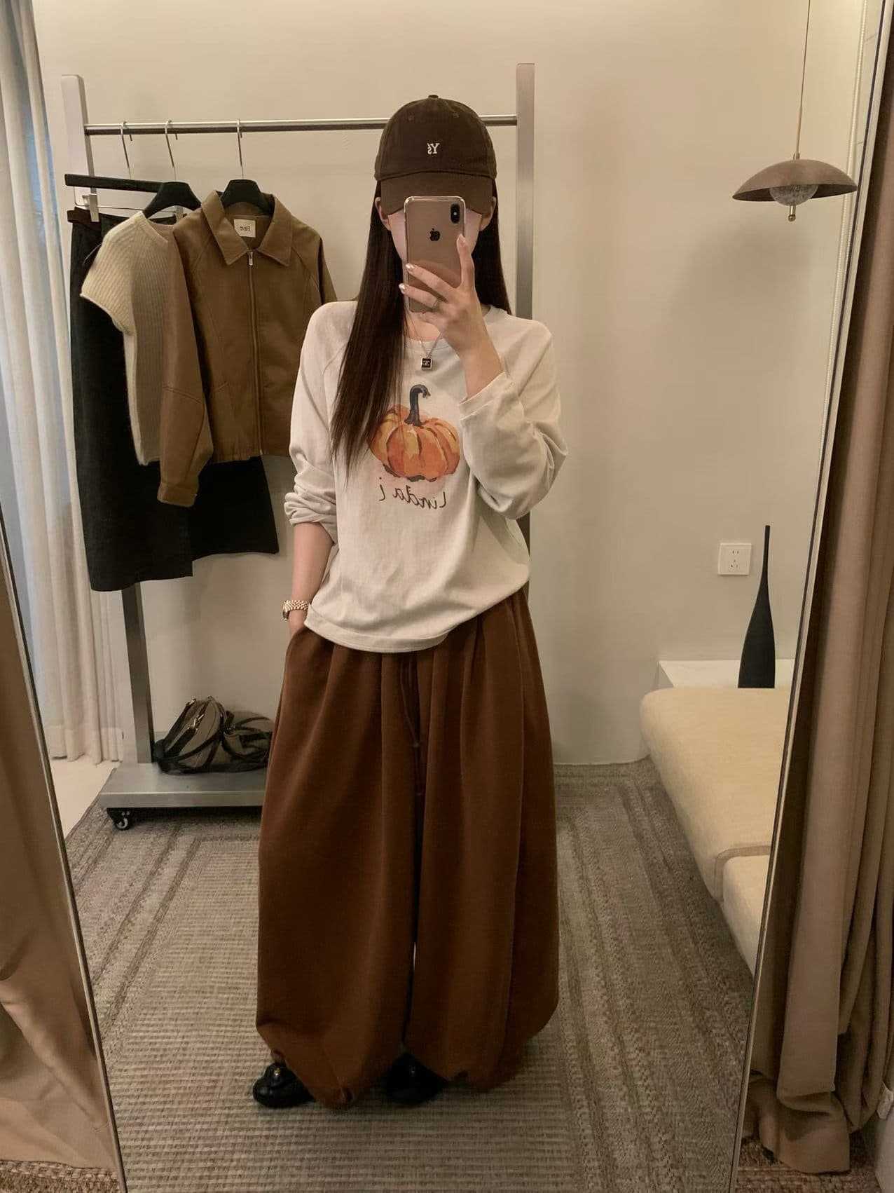 실사 26 가을 켜기 새로운 레트로 호박 프린트 기본 셔츠 루즈핏 캐주얼 라운드 넥 이른 가을 인사이드 잡아라. 의류 긴 소매 티셔츠 상세 이미지 14