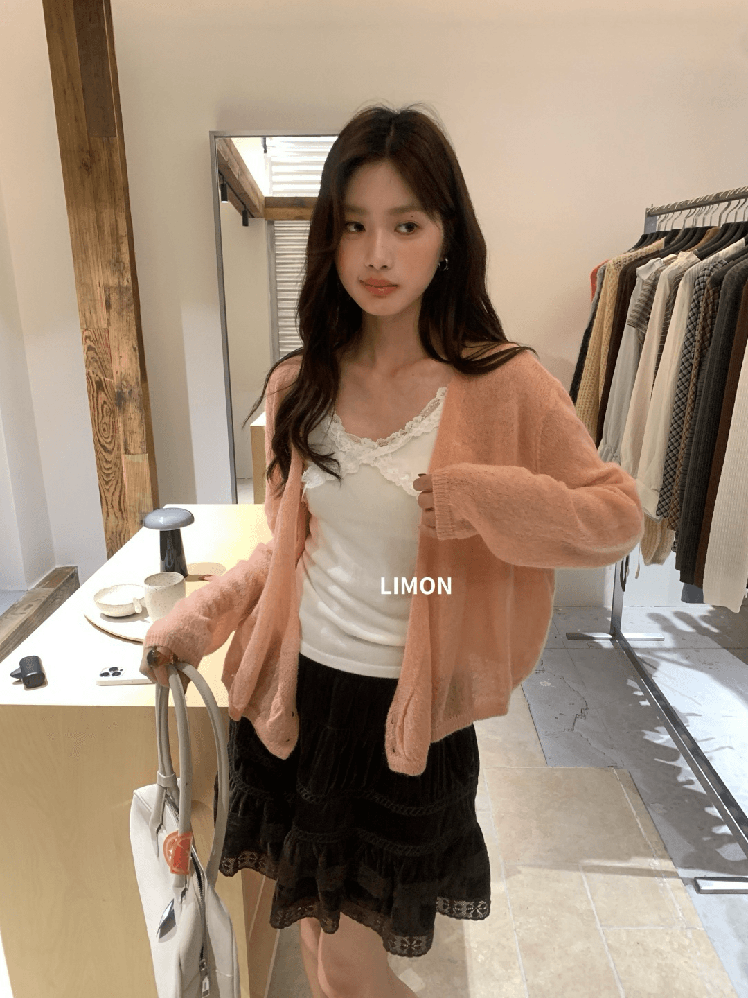 가을 켜기 새로운 슈퍼 있음 분위기 센스 느긋한 부서 스택 착용 다용도 느긋한 센스 비스듬한 삽입 단추 디자인 니트 오픈 가디건 상세 이미지 7
