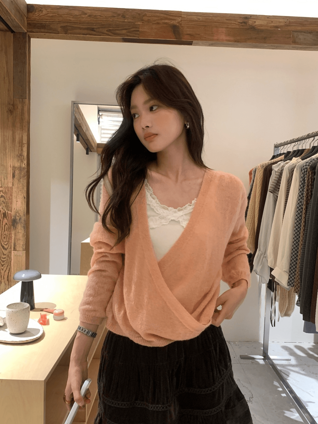 가을 켜기 새로운 슈퍼 있음 분위기 센스 느긋한 부서 스택 착용 다용도 느긋한 센스 비스듬한 삽입 단추 디자인 니트 오픈 가디건 상세 이미지 8