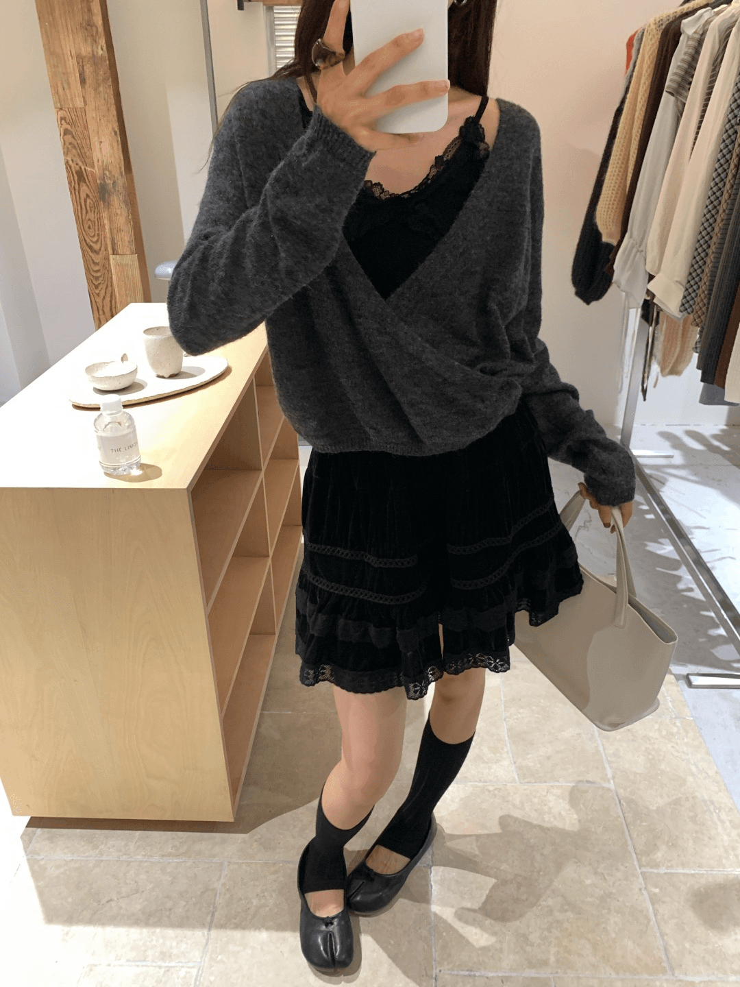 가을 켜기 새로운 슈퍼 있음 분위기 센스 느긋한 부서 스택 착용 다용도 느긋한 센스 비스듬한 삽입 단추 디자인 니트 오픈 가디건 상세 이미지 17
