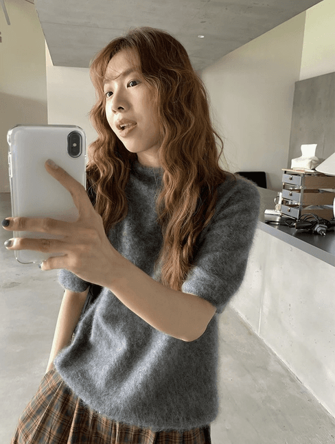 판매하다 폭발 위로 분위기 센스 당겨서 털 절대적으로 좋아 보인다. 원단 부드러운 찹쌀 편안한 조금 어느 쪽이든 넥타이 사람들 스웨터 이미지 3
