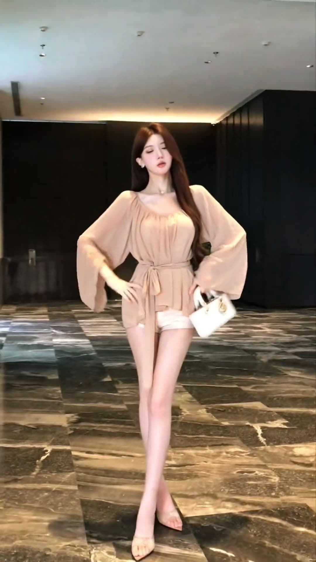 프랑스식 아름다운 자외선 차단 디자인 센스 작은 대중 허리 수축 품격 순수한 욕망 쉬폰 톱 반바지 세트 투피스 세트 이미지 2