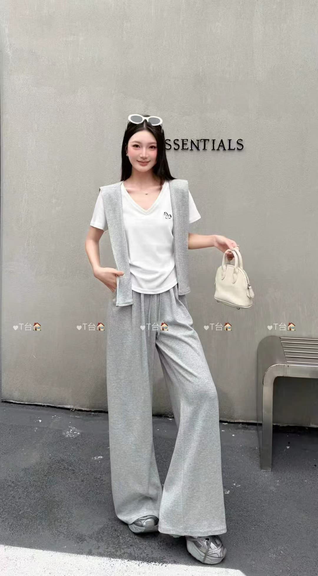 한 부서 미니멀리즘 자수 느긋한 바람 슬림해 보이는 티셔츠 다용도 숄 하이웨이스트 펌프 로프 스트라이프 캐주얼 긴 바지 3종 세트 이미지 2