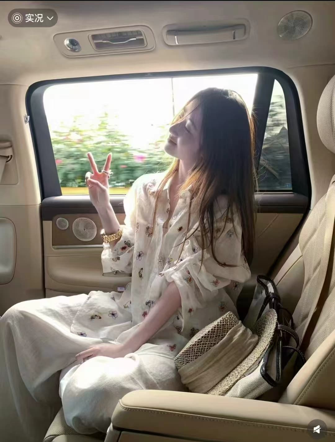 무거운 작업 꽃 자수 긴팔 자외선 차단 여성 셔츠 26 여름 슬림해 보이는 오픈 가디건 맨위 캐주얼 바지 투피스 세트 상세 이미지 5