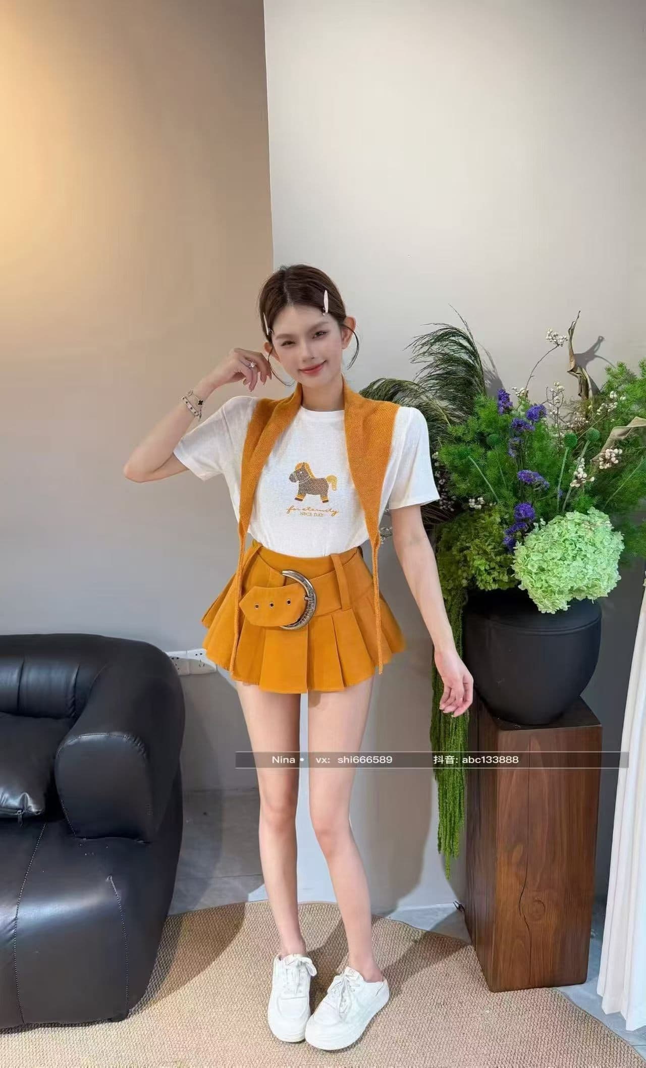 한국 스타일 작은 말 자수 다용도 연령 감소 반팔 티셔츠 하이웨이스트 슬림해 보이는 반신 스커트 투피스 세트 조립 스카프 상세 이미지 1
