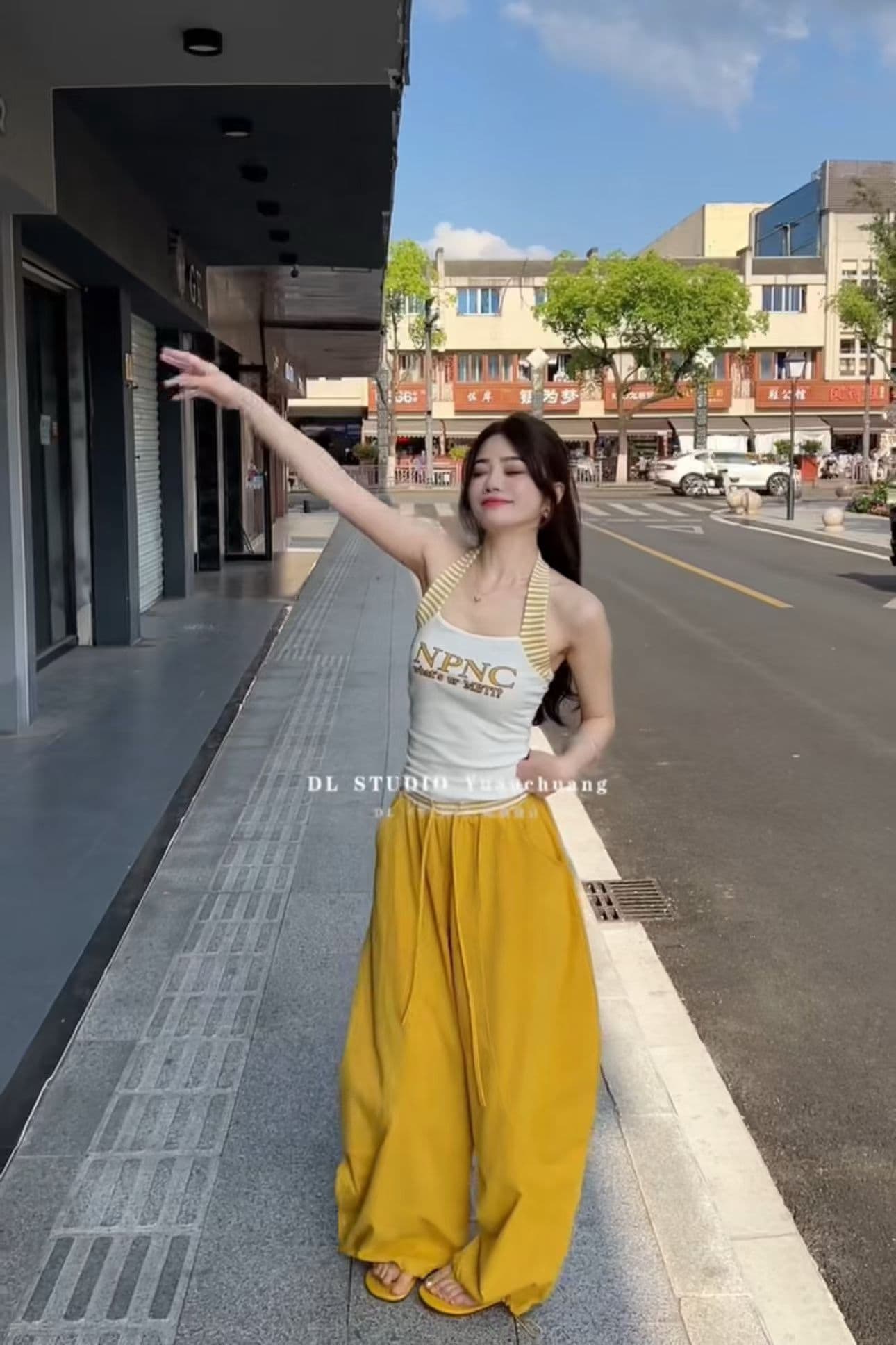 레트로 알파벳 작은 조끼 여성 여름 2026 새로운 핫걸 몸매 가꾸기 외출용 민소매 슬립 맨위 바지 상세 이미지 2
