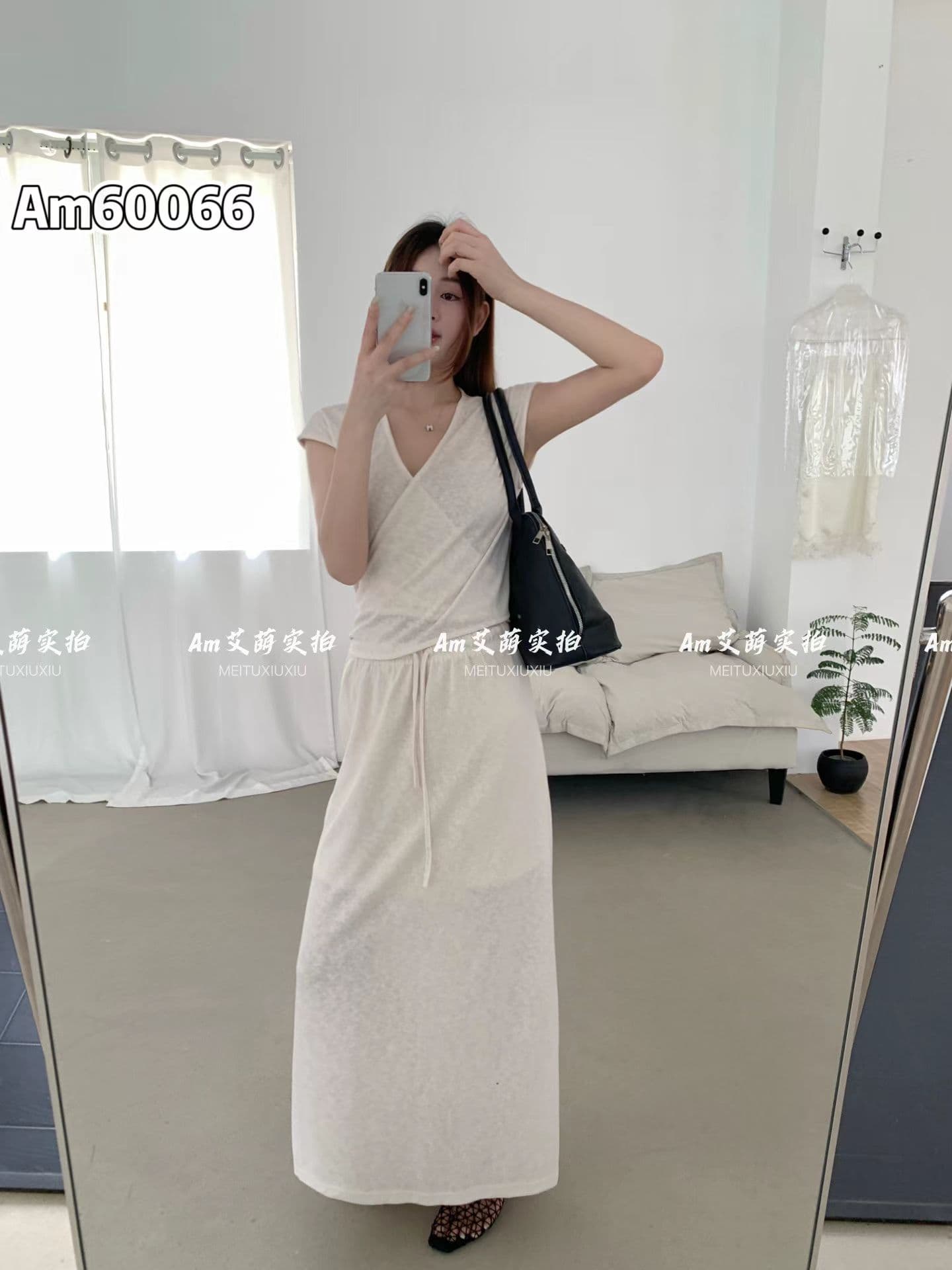 한 부서 느긋한 느슨함 V넥 반팔 허리 수축 슬림해 보이는 맨위 티셔츠 여성 여름 레이스업 하이웨이스트 길다 치마 투피스 세트 상세 이미지 2