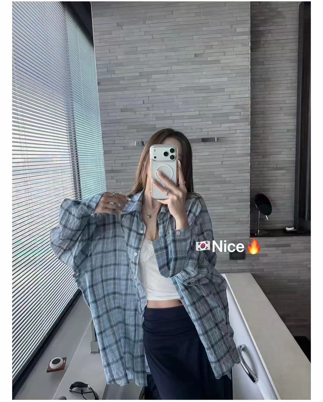 캐주얼 느긋한 거리 ins 체크무늬 셔츠 다용도 작은 슬링 캐주얼 루즈핏 반신 스커트 세 조각 여성 세트 상세 이미지 3