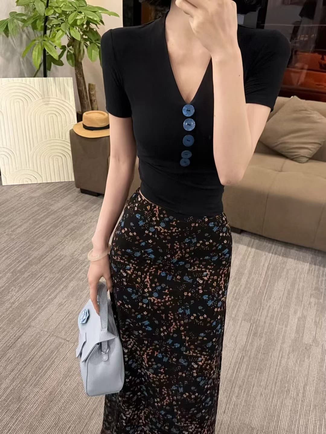 여름 한 부서 패션 미니멀리즘 몸매 가꾸기 슬림해 보이는 V넥 맨위 케이크 드레스 투피스 세트