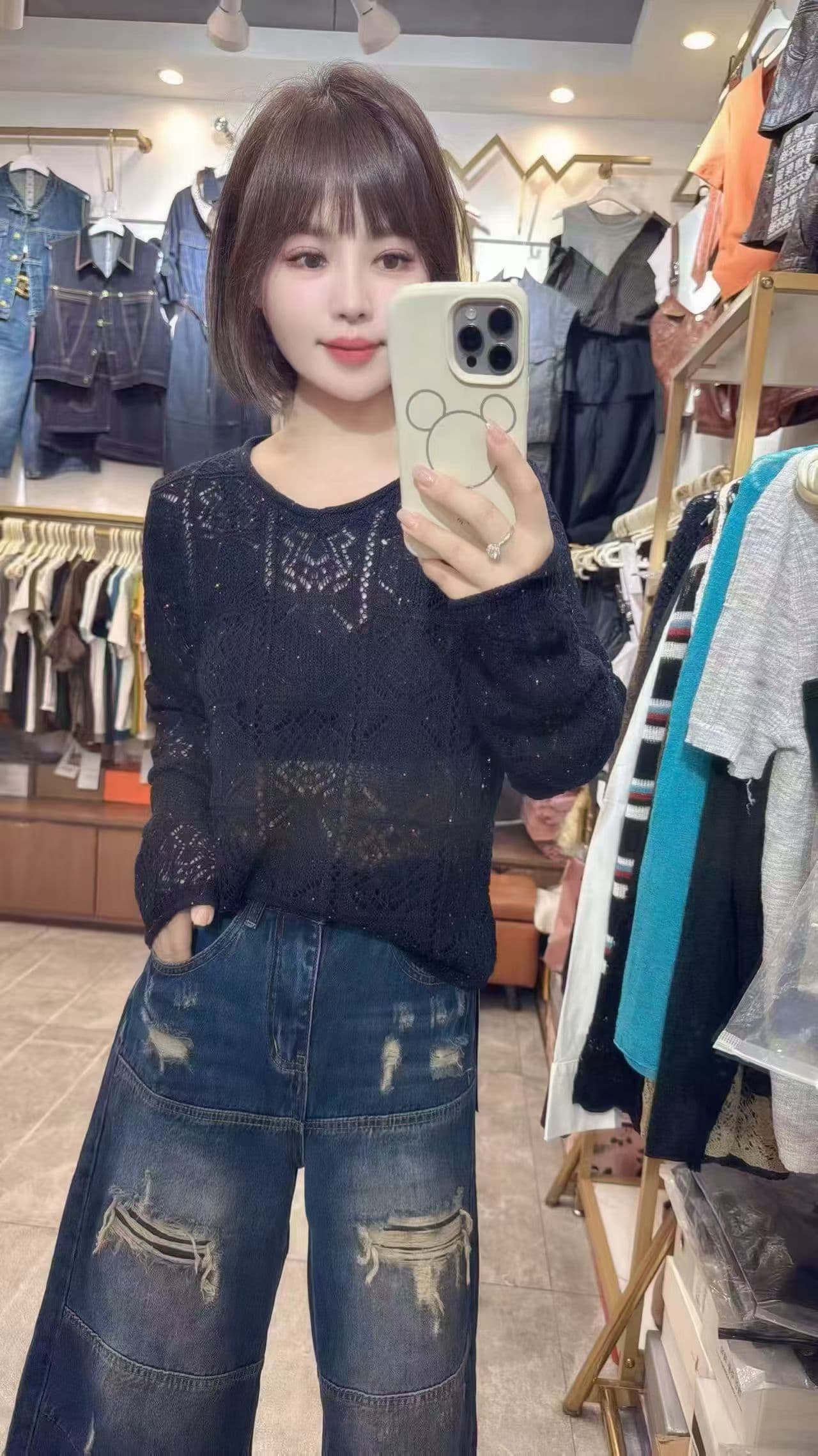 2026 가을 의상 새로운 여성 의류 패션 고급 폭발 홀로우 아웃 맨위 작은 대중 루즈핏 품격 긴팔 니트 스웨터