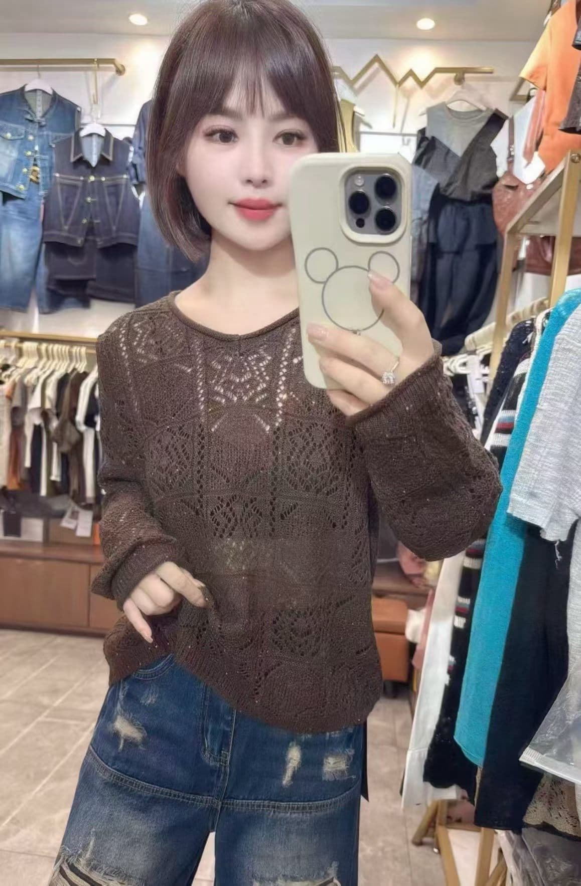 2026 가을 의상 새로운 여성 의류 패션 고급 폭발 홀로우 아웃 맨위 작은 대중 루즈핏 품격 긴팔 니트 스웨터 상세 이미지 4