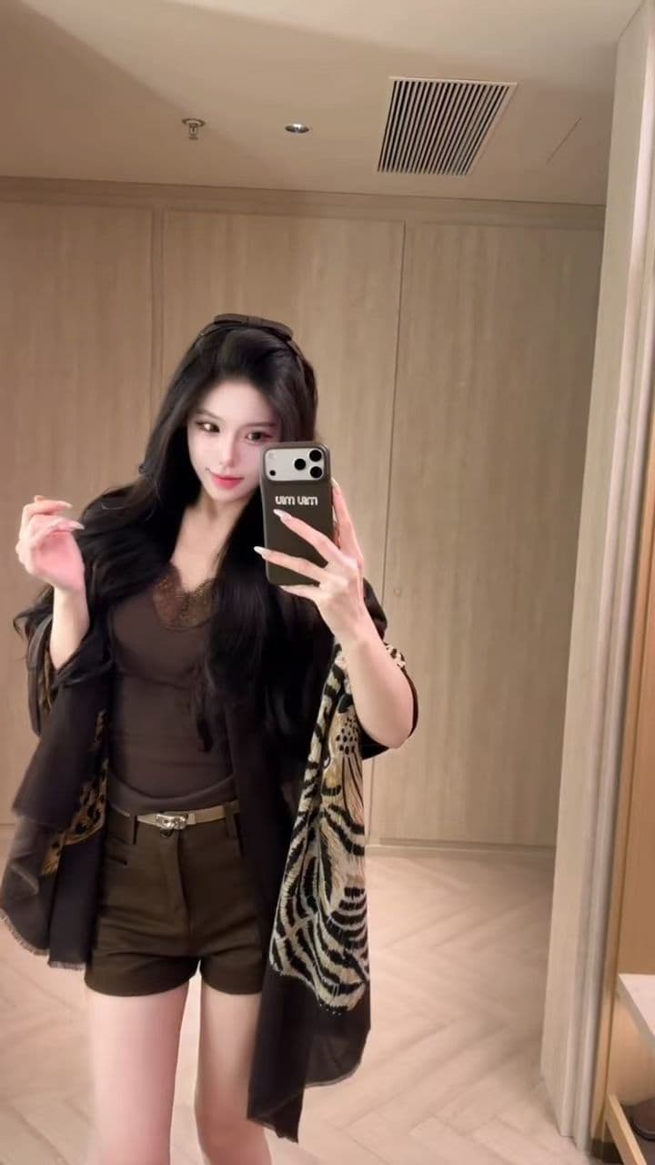 자이언트 잘 생긴 오래된 돈 바람 레오파드 무늬 스카프 숄 여성 2026 이른 가을 다용도 스카프 조끼 반바지 3종 세트 이미지 4