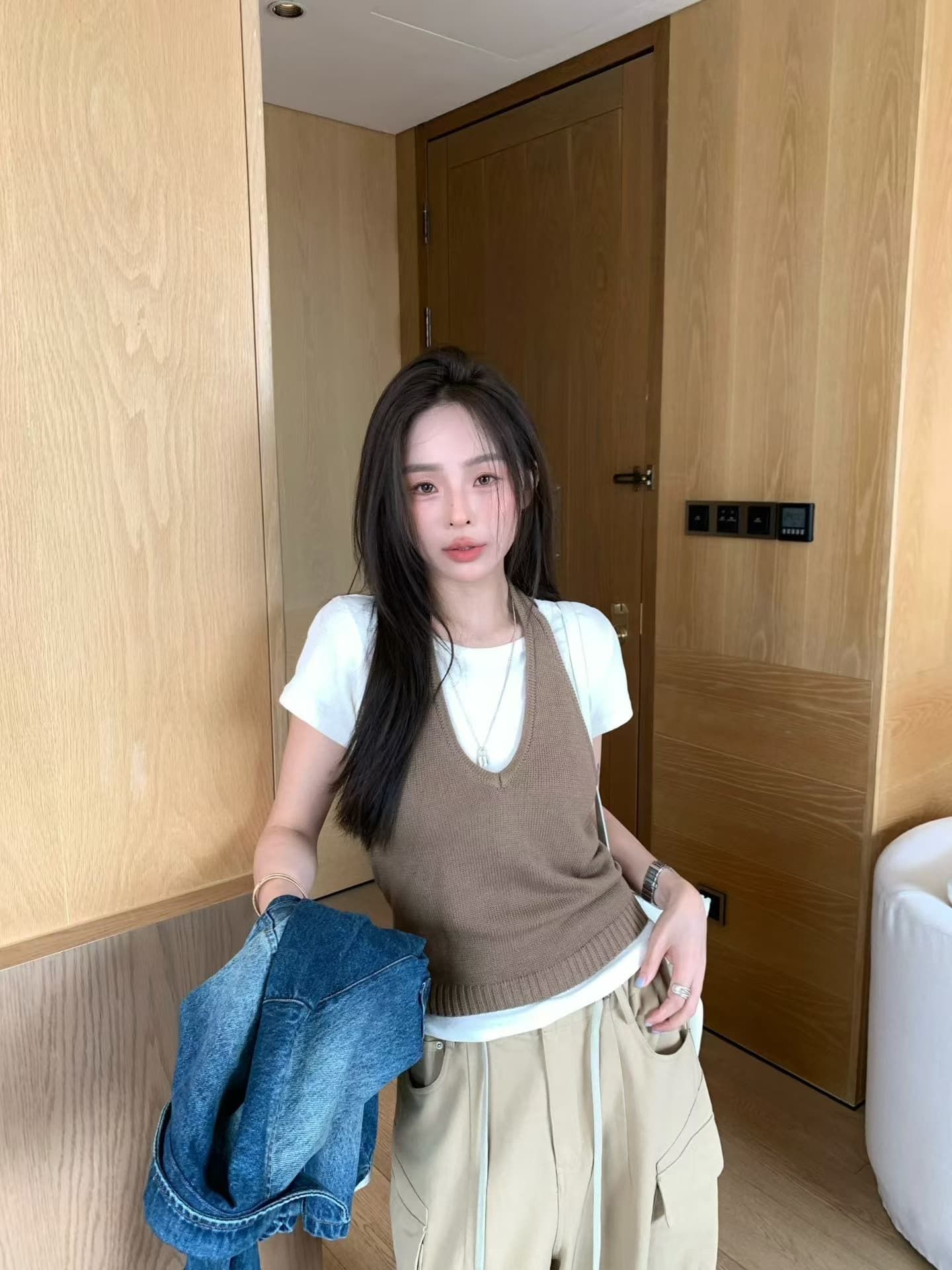 26 년 가을 단색 라운드 넥 반팔 티셔츠 슬립 니트 베스트 투피스 세트 세트 상세 이미지 3