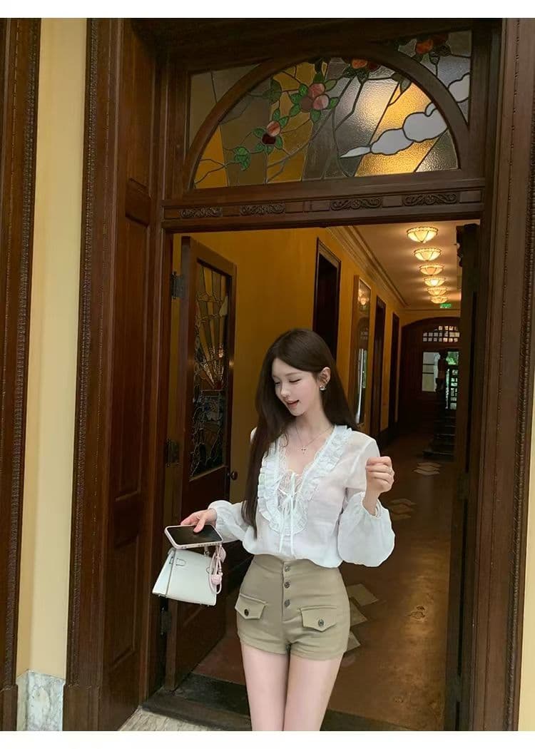 프랑스식 궁정 바람 스트랩 여성 셔츠 품격 달콤함 연령 감소 쇼트 스타일 레이스 작은 셔츠 새로운 켜기 반바지 투피스 세트 상세 이미지 1